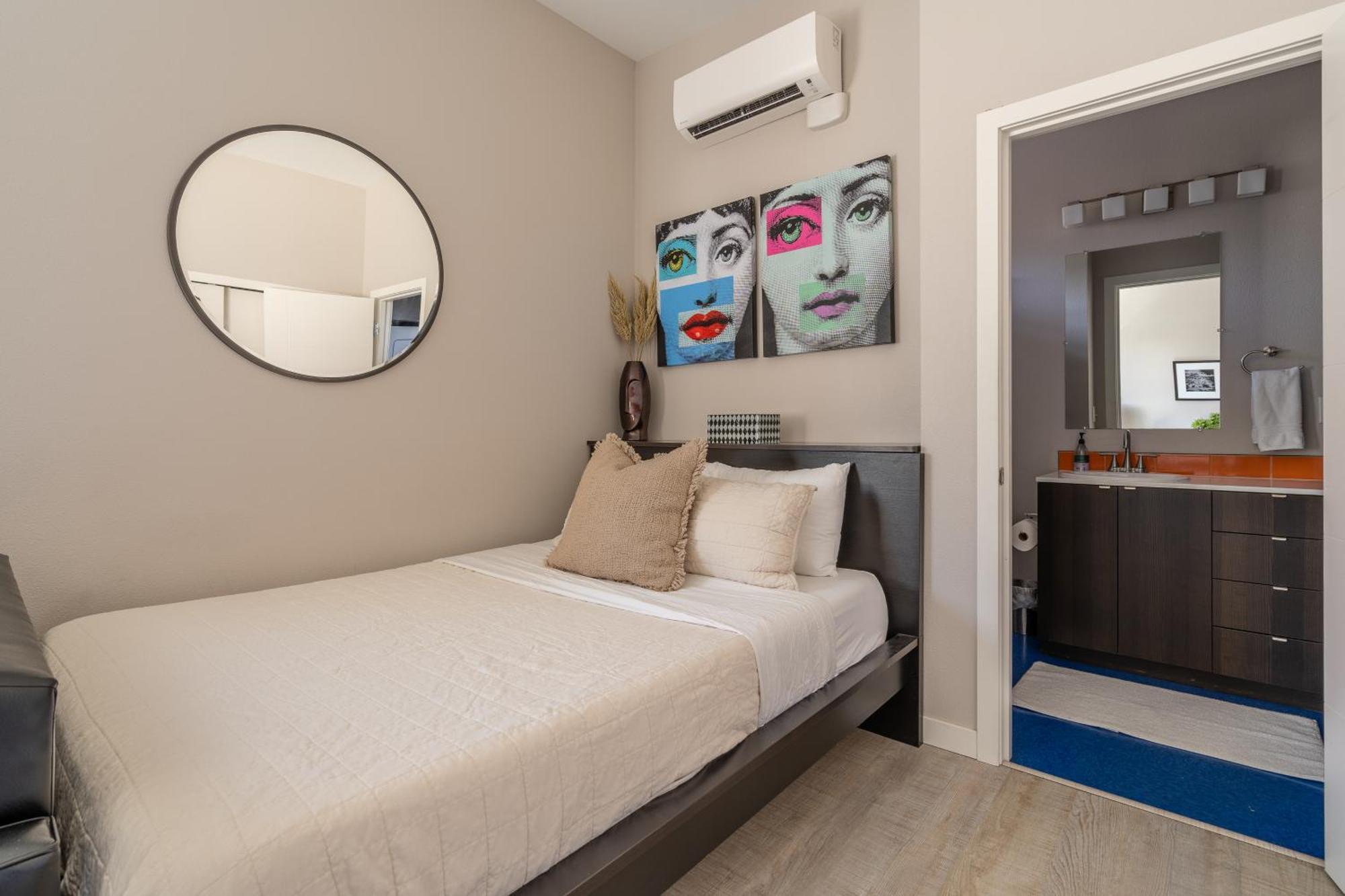 Sunny Studio Apartment - Food Carts, Coffee & Bars Portland Luaran gambar