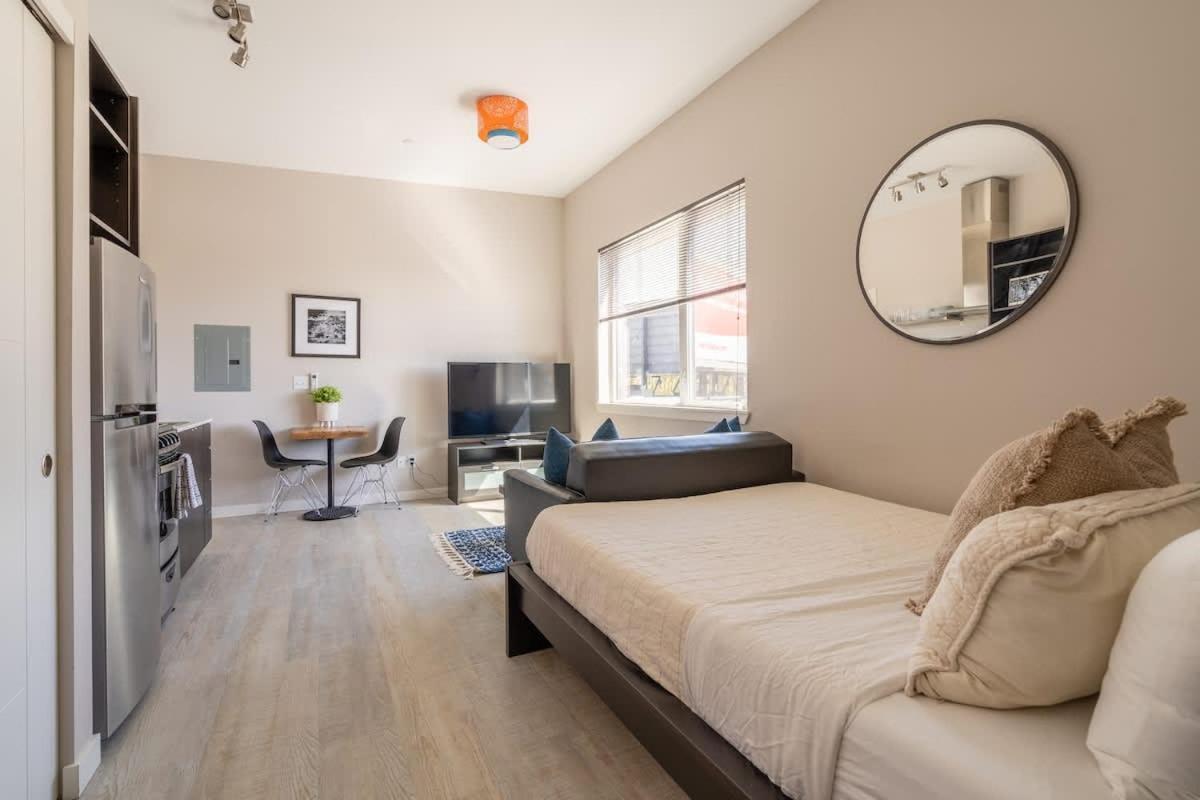 Sunny Studio Apartment - Food Carts, Coffee & Bars Portland Luaran gambar
